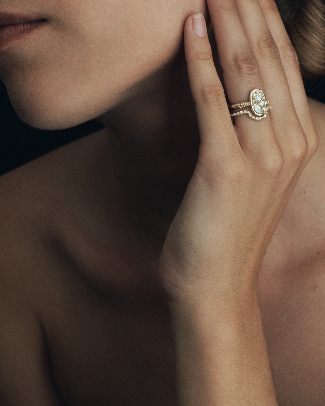 Illume Arch Ring Diamond Solid Gold