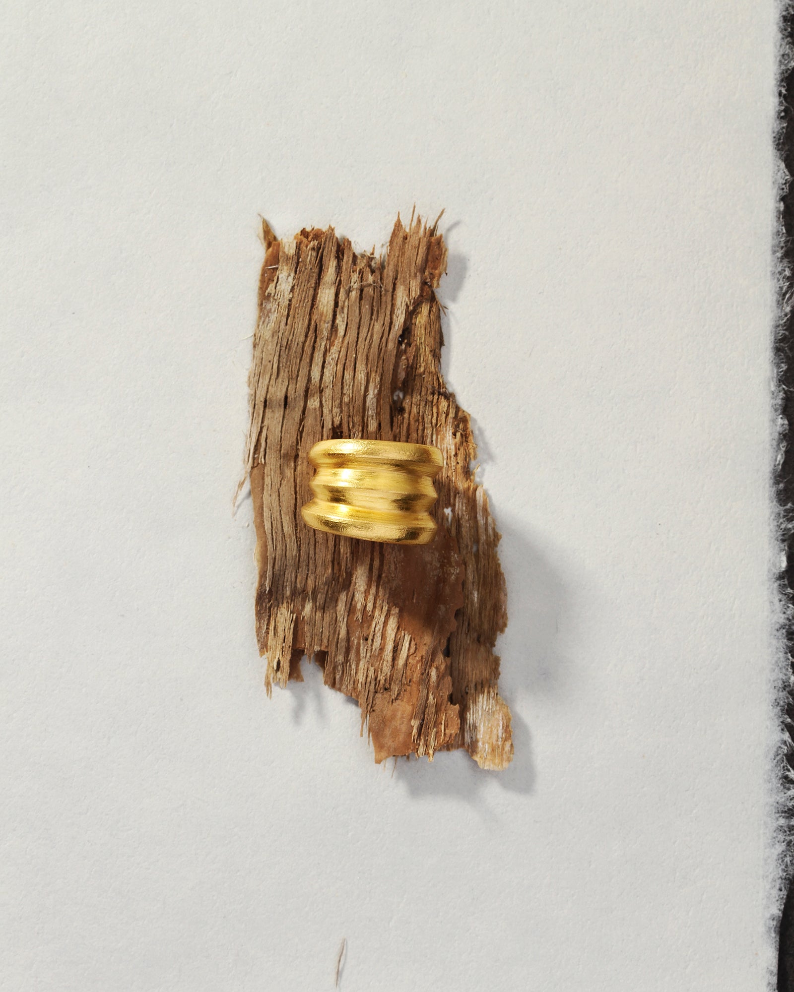 Fluted Ring Solid Gold