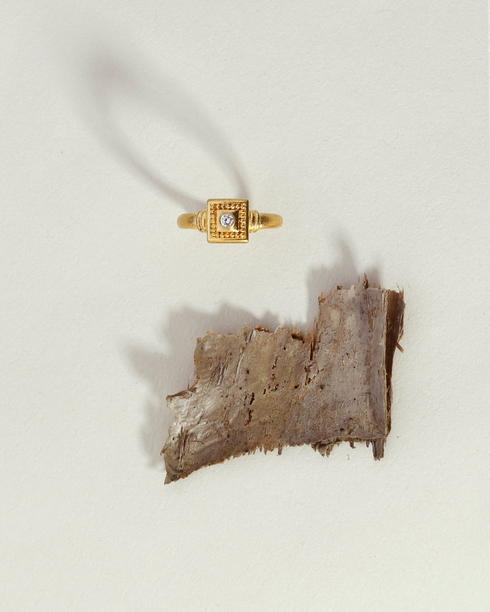 Sadie Ring Diamond Solid Gold