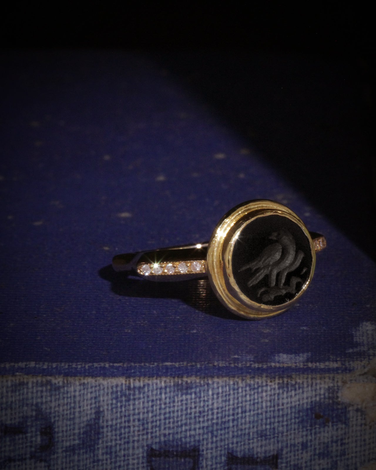 Inara Intaglio Ring Onyx Solid Gold