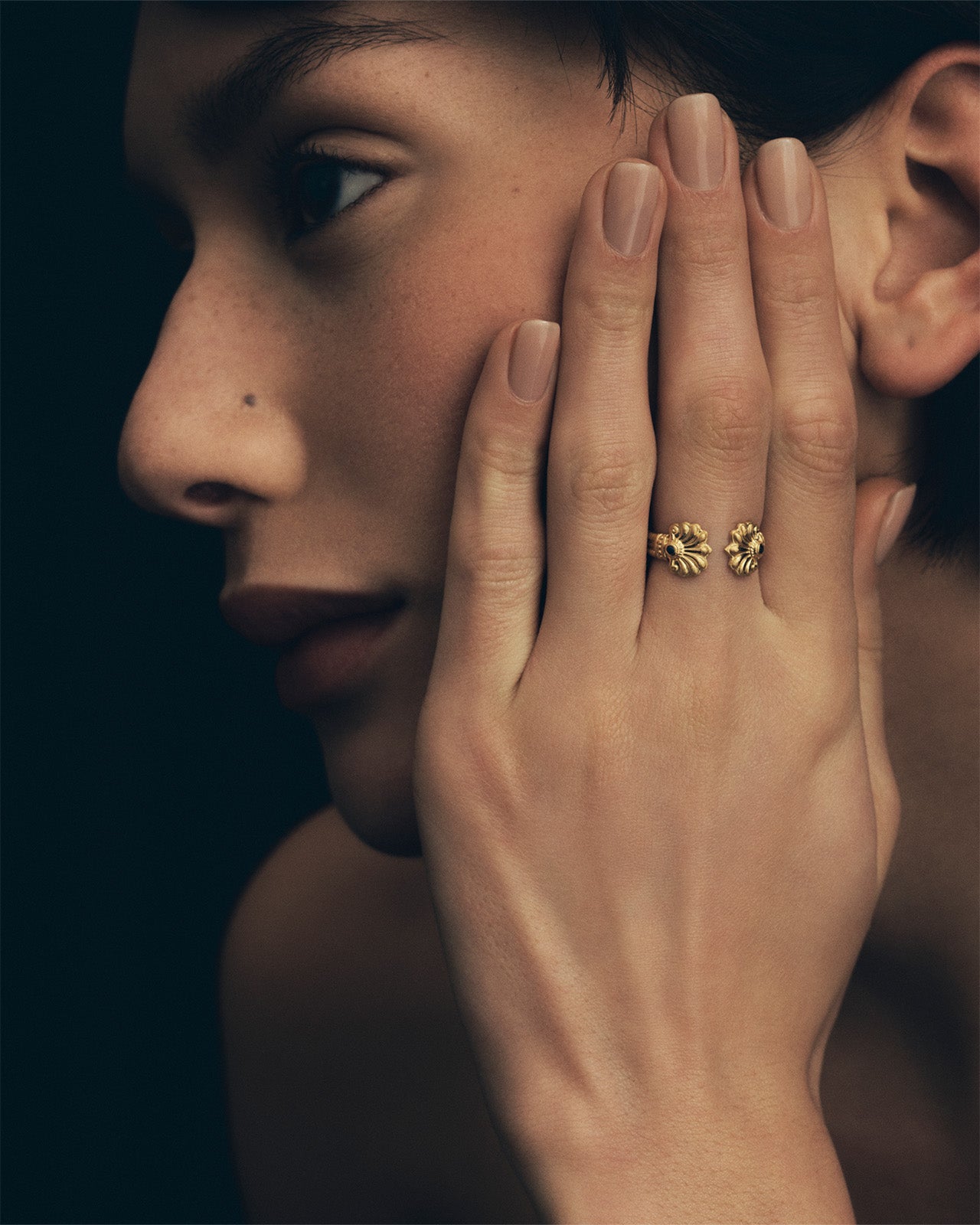 Isabel Ring Black Sapphire Gold Vermeil