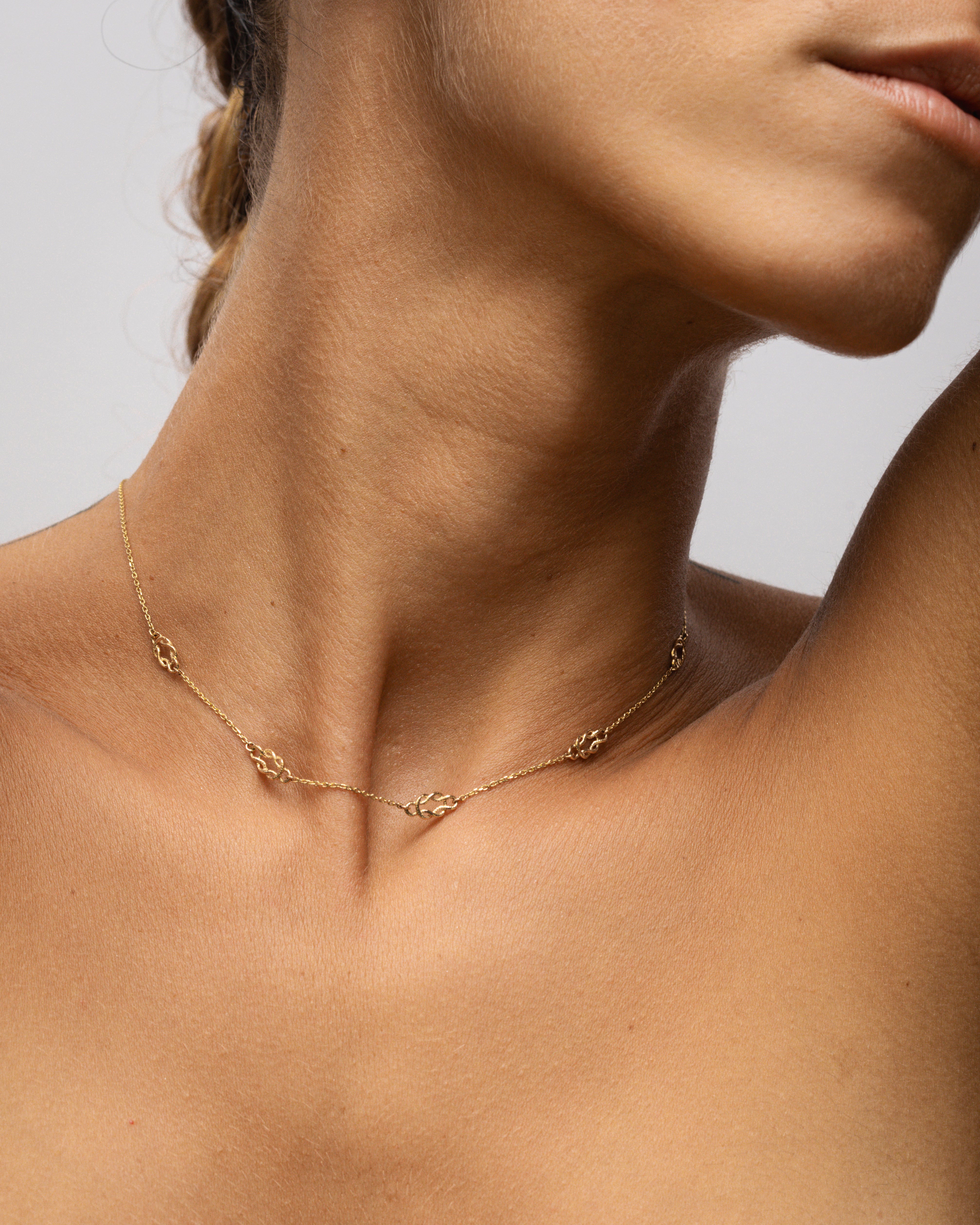 Airla Necklace Solid Gold