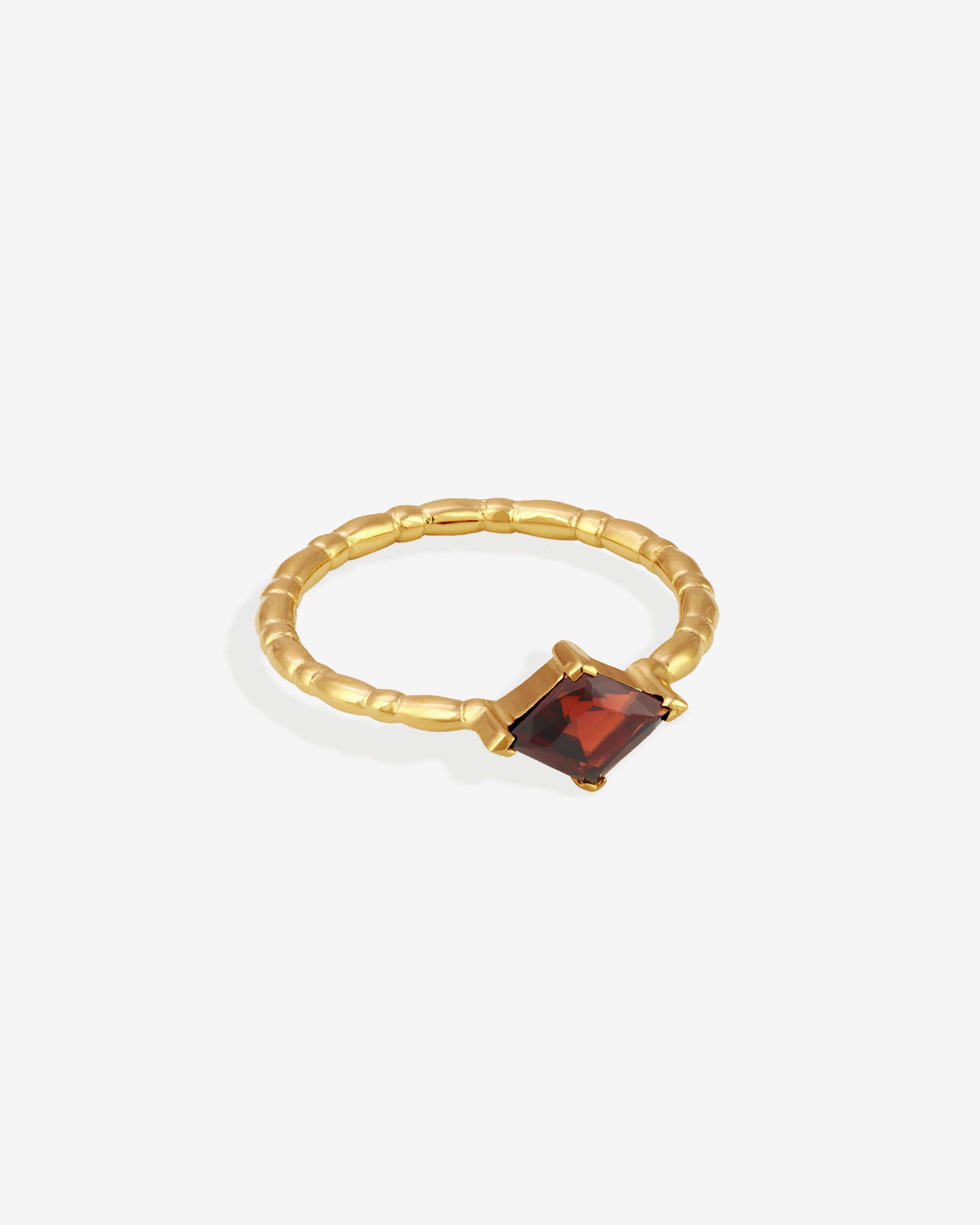 Jaya Ring Garnet Gold Vermeil