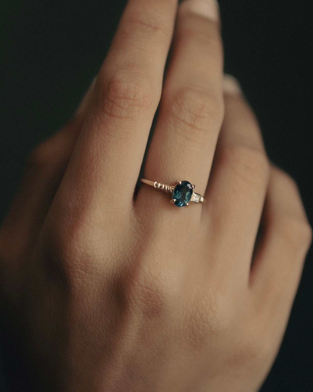 Kyri Ring Topaz Diamond Solid Gold