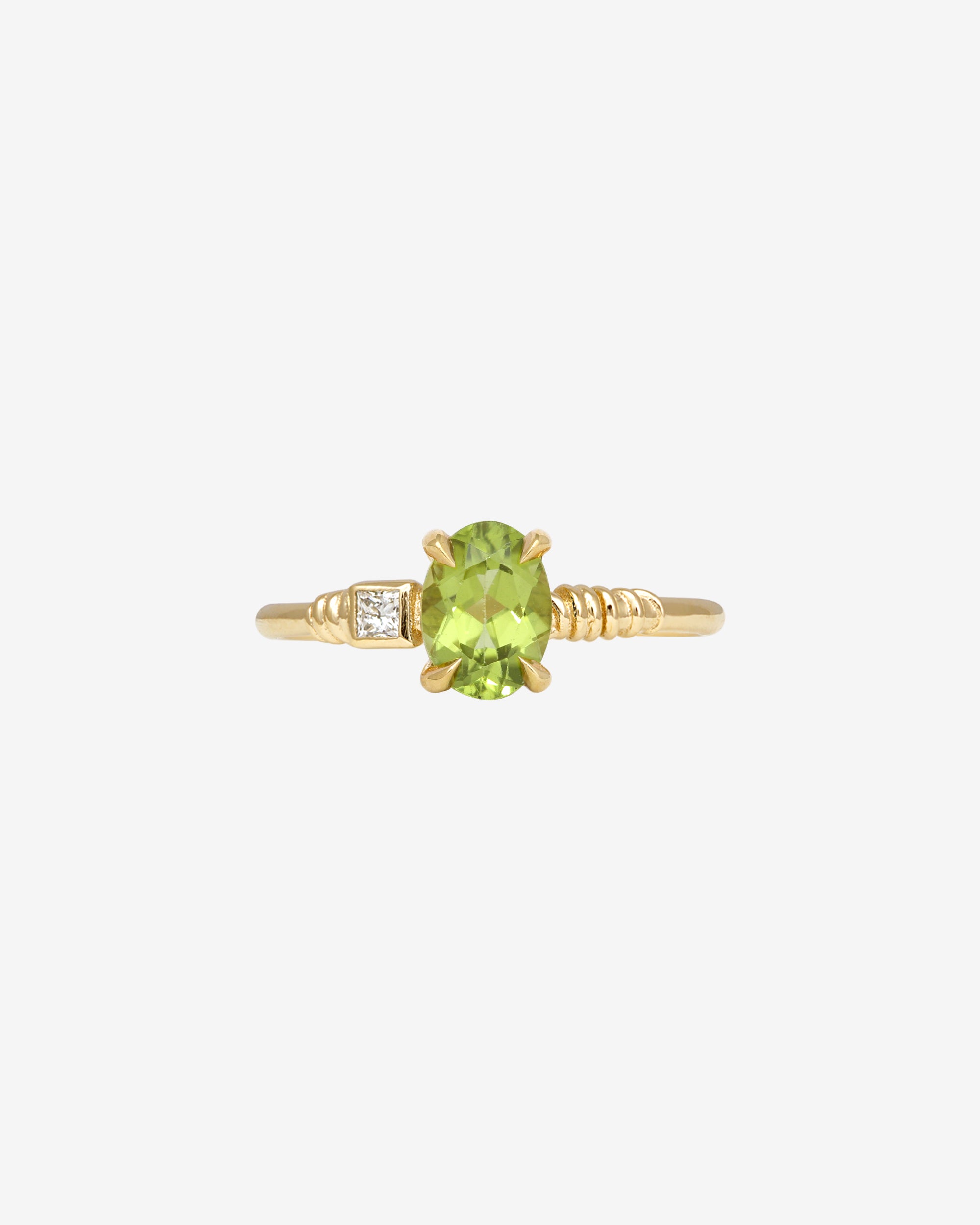 Kyri Ring Peridot Diamond Solid Gold