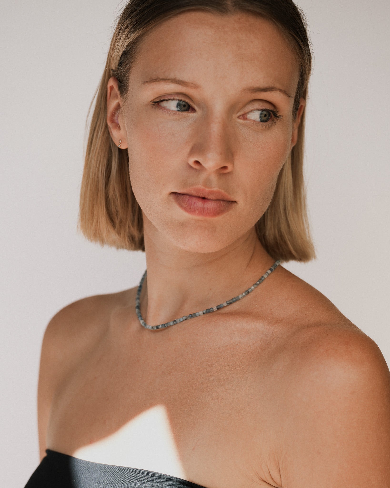 Lucien Santa Marie Aquamarine Bead Necklace Solid Gold