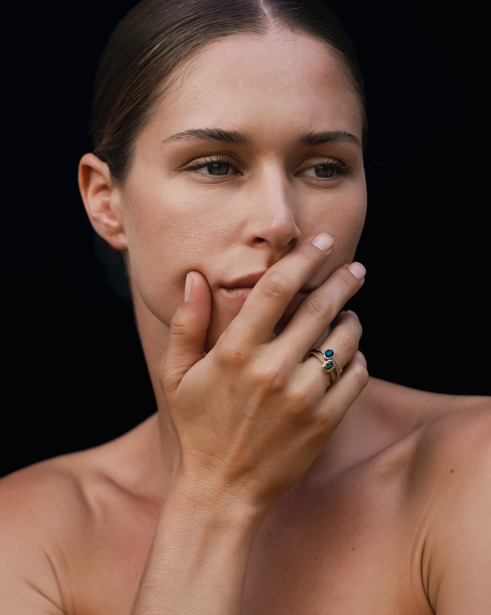 Mila Oval Ring 0.8ct Teal Sapphire Solid Gold