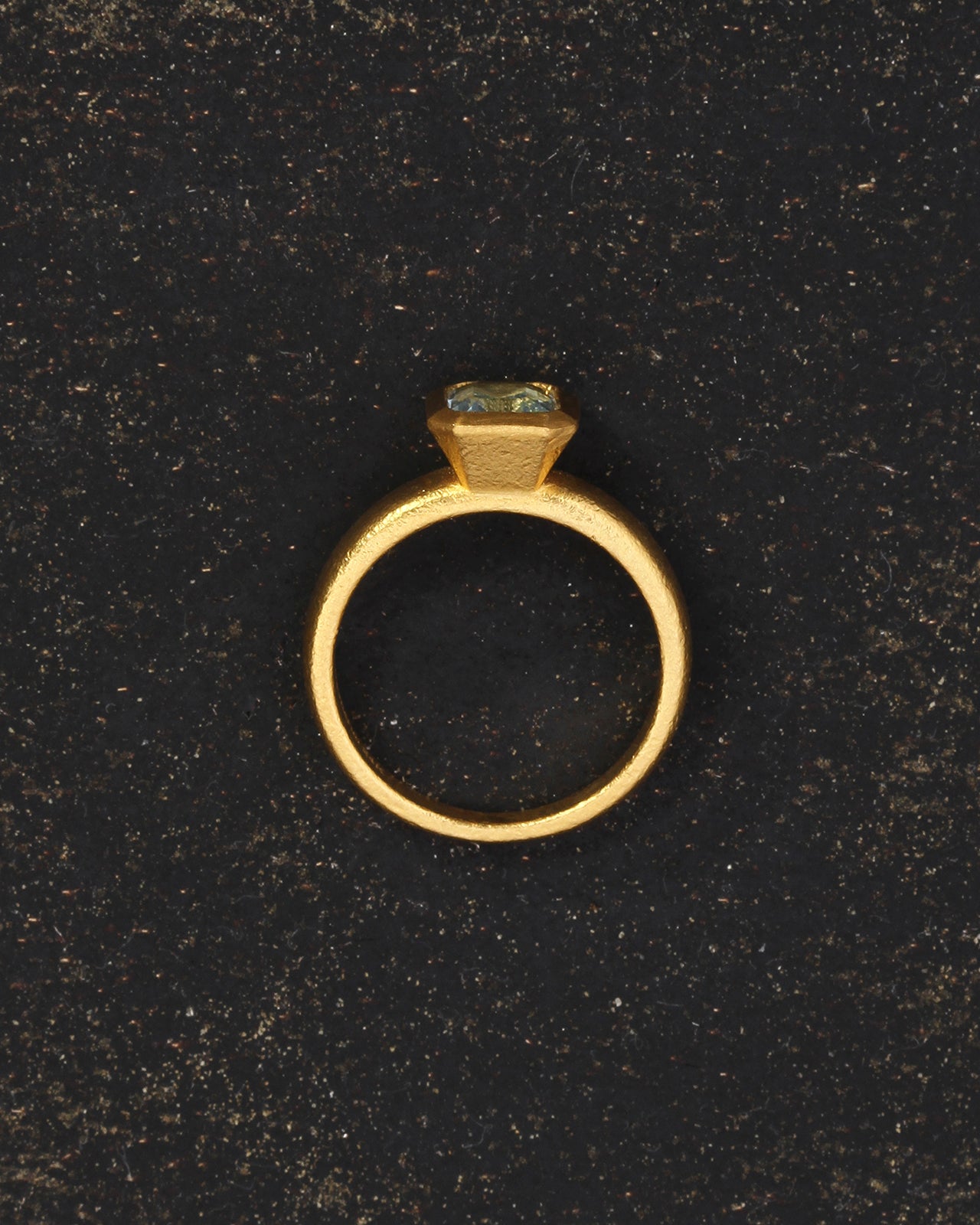 Neptune Ring Aquamarine Solid Gold