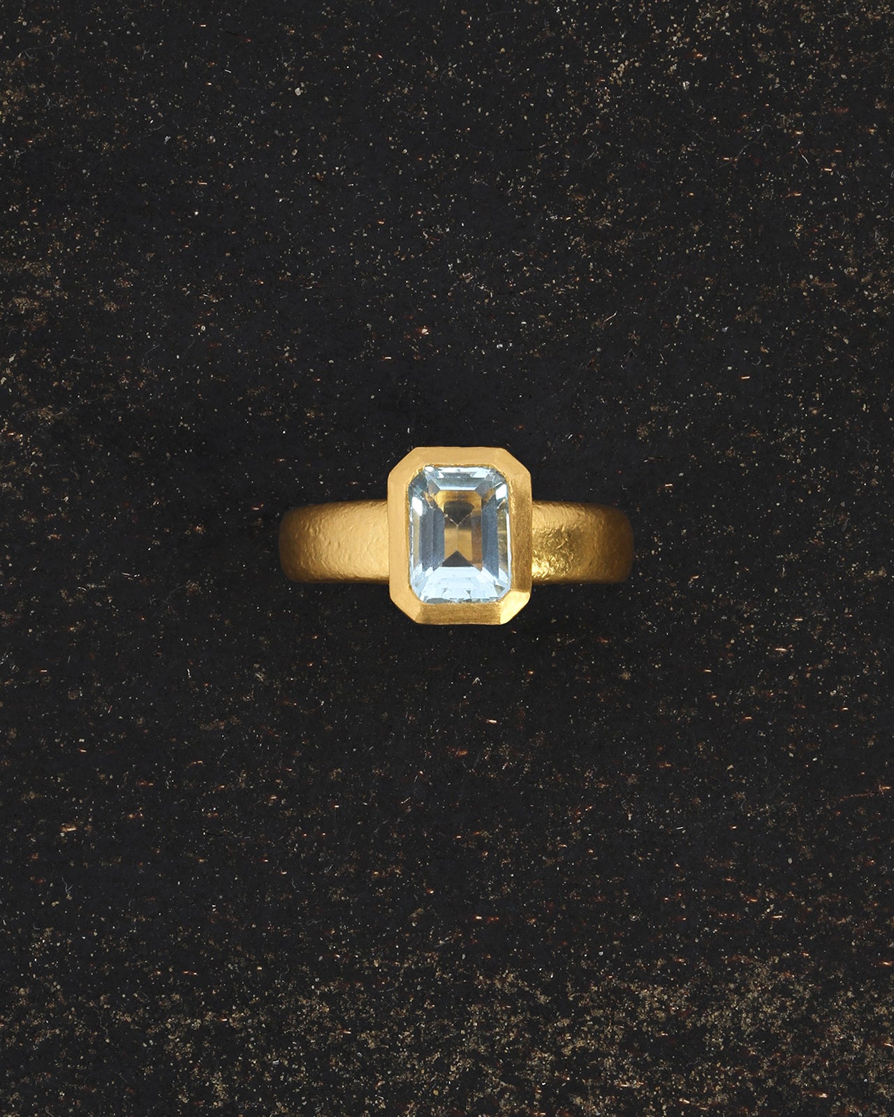 Neptune Ring Aquamarine Solid Gold