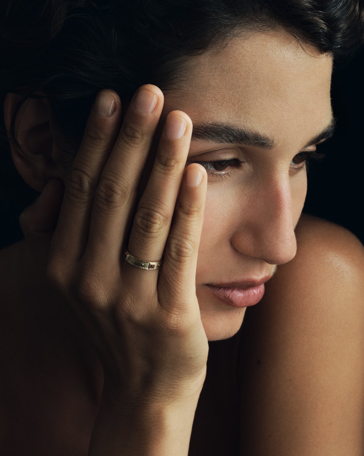 Rosetta Ring Garnet Solid Gold
