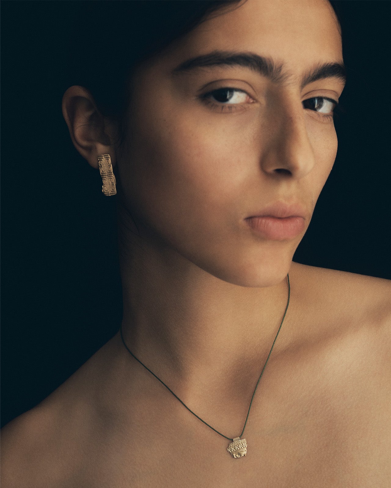 Relic XIII Necklace Green Solid Gold