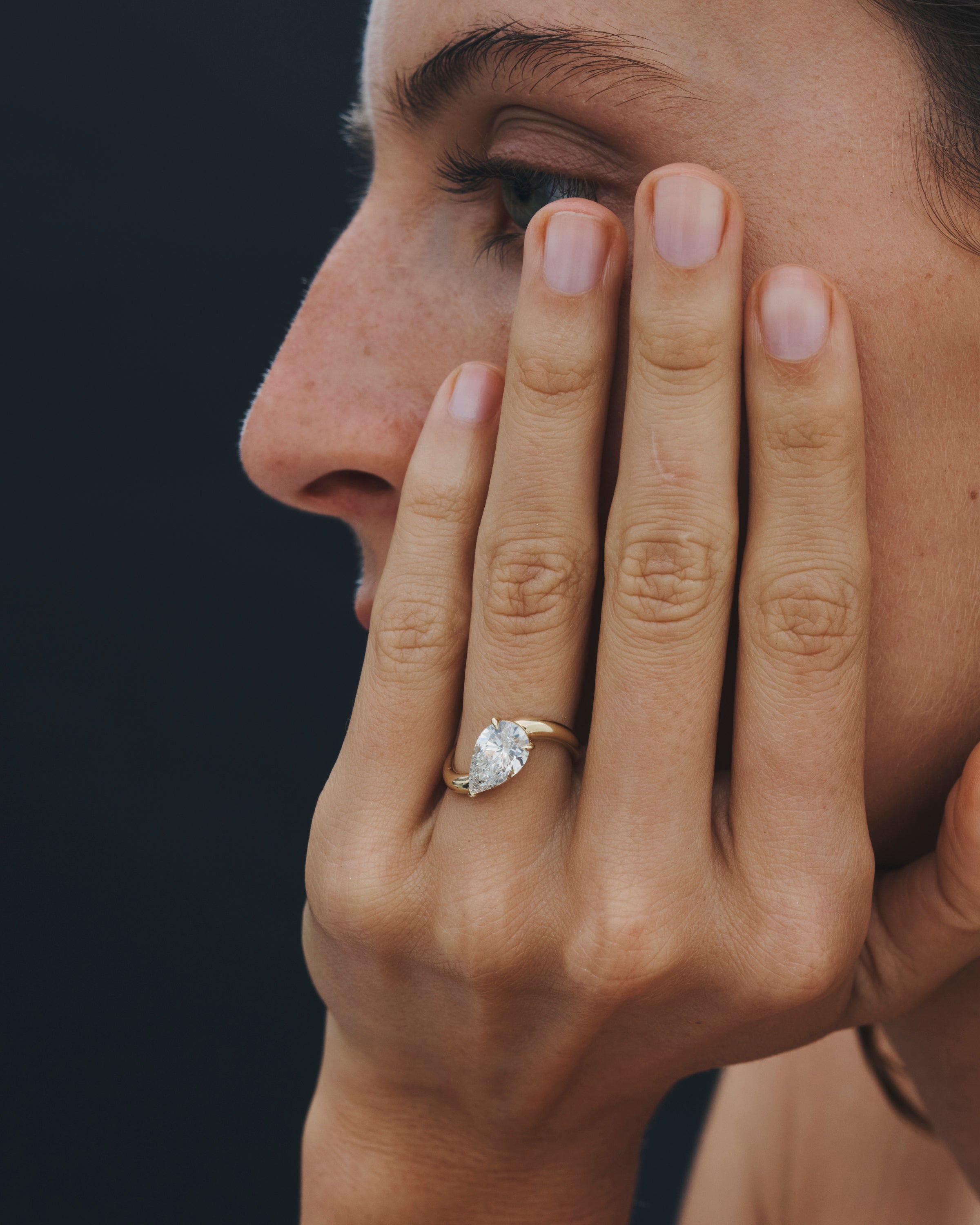 Ivy Ring Diamond Solid Gold