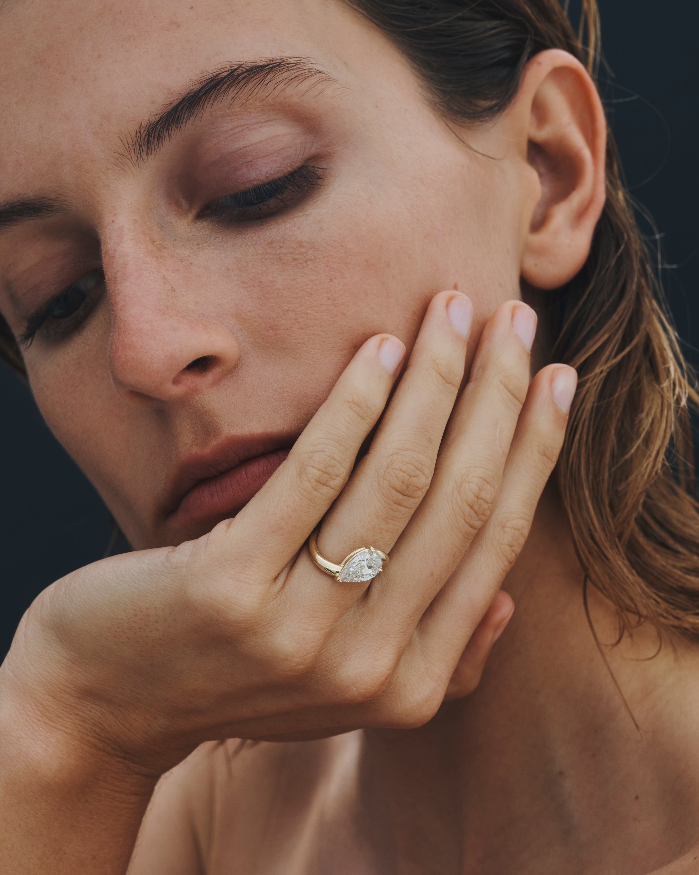 Ivy Ring Diamond Solid Gold