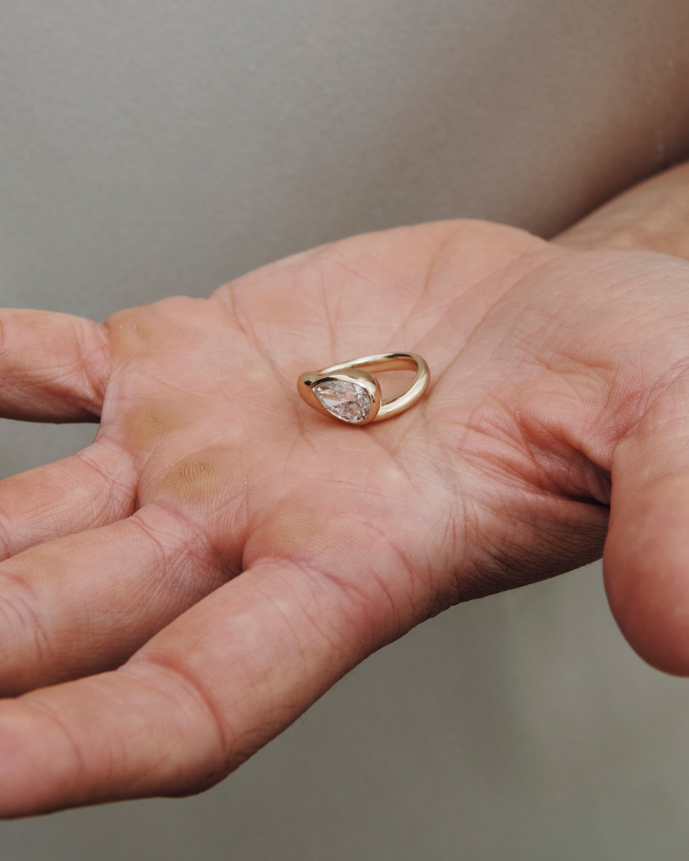 Grace Wide Pear Diamond Solid Gold