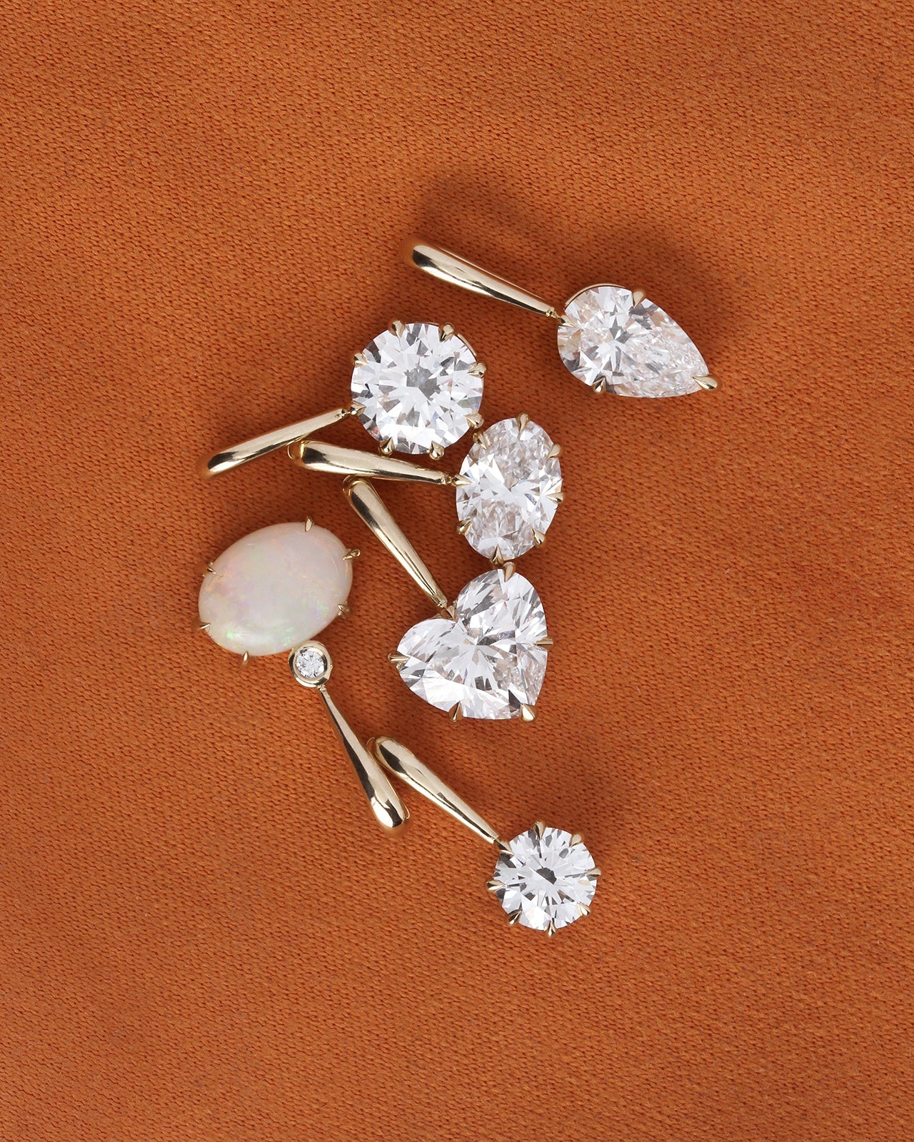 Astra Oval Pendant Opal Diamond Solid Gold