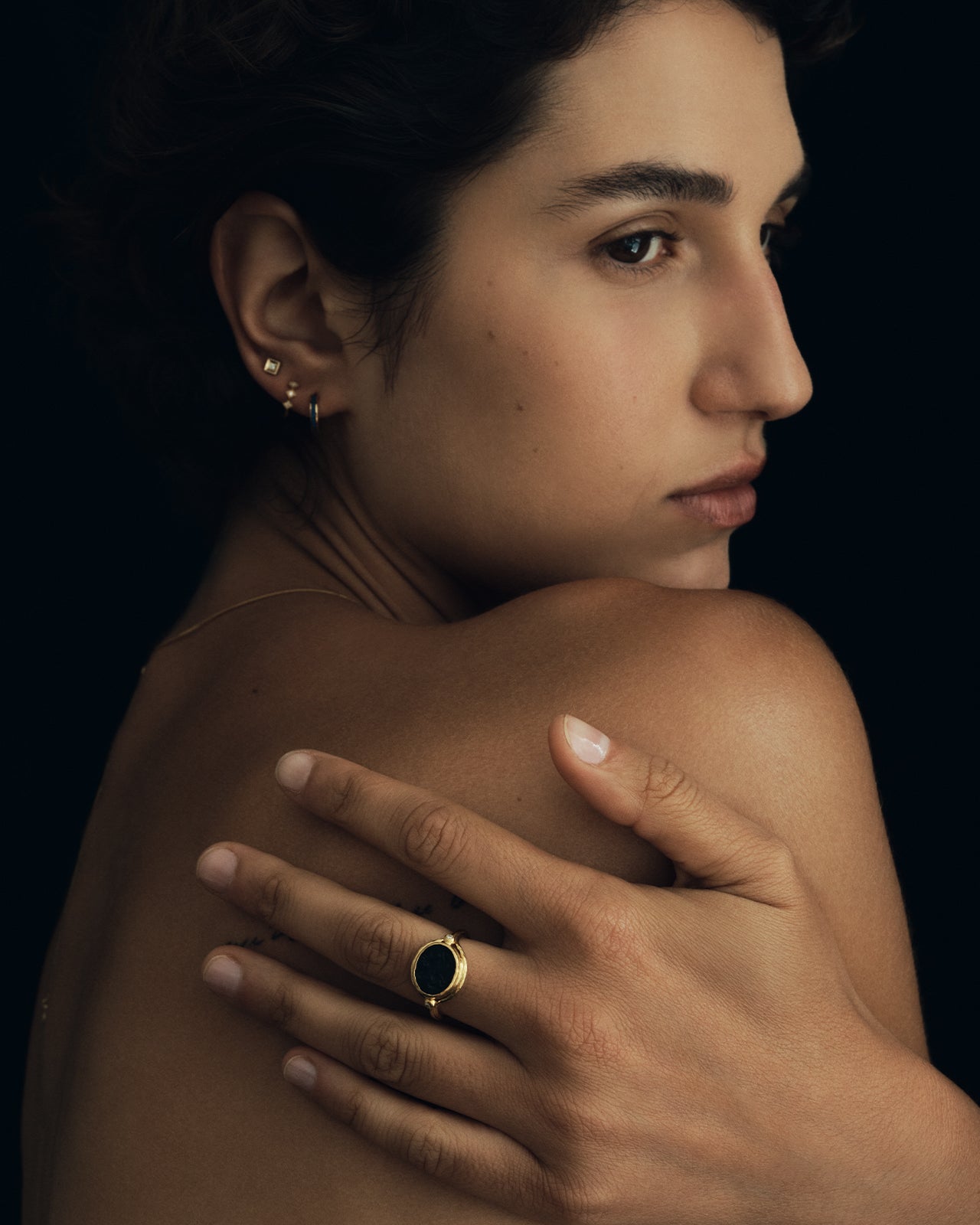 Tyana Ring Onyx Intaglio Diamond Solid Gold