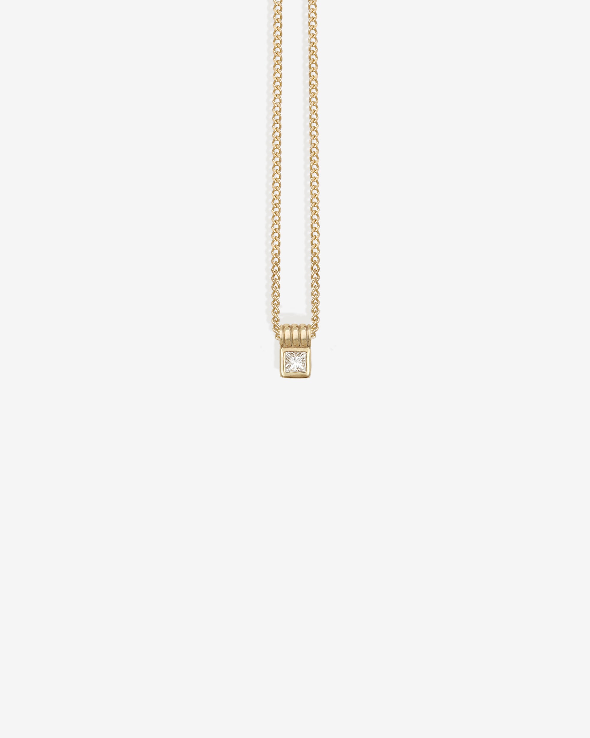Terra Necklace Solid Gold