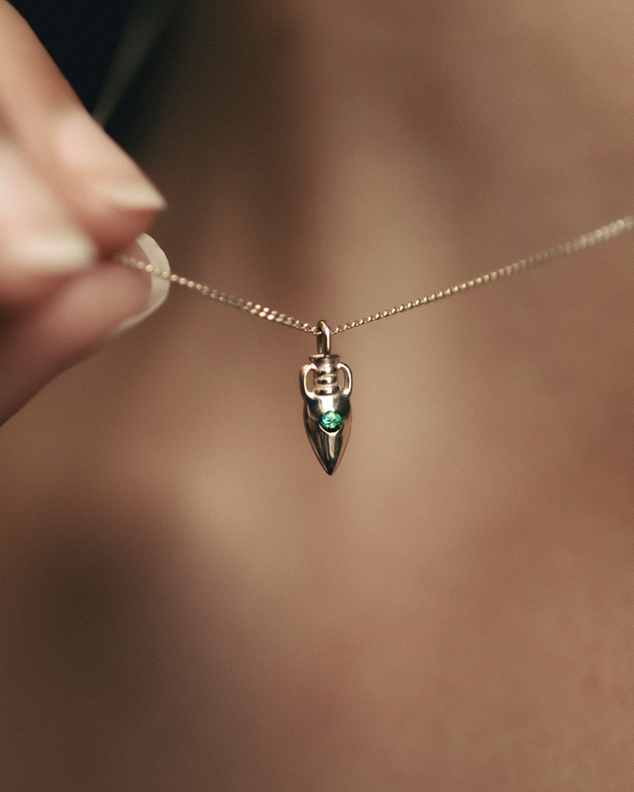Urn Necklace Emerald Solid Gold