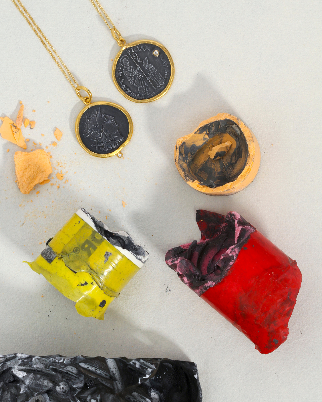 Victory Necklace Diamond Solid Gold