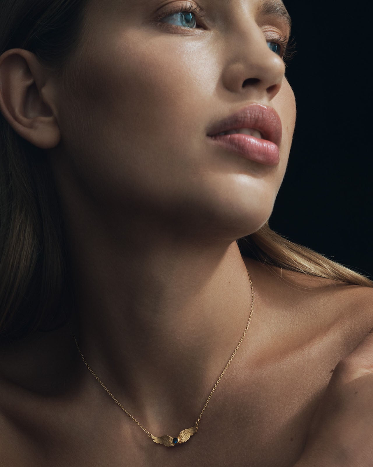 Winged Necklace Sapphire Solid Gold