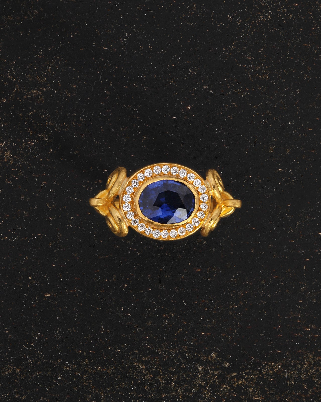 Aelia Halo Ring Sapphire Diamond Solid Gold