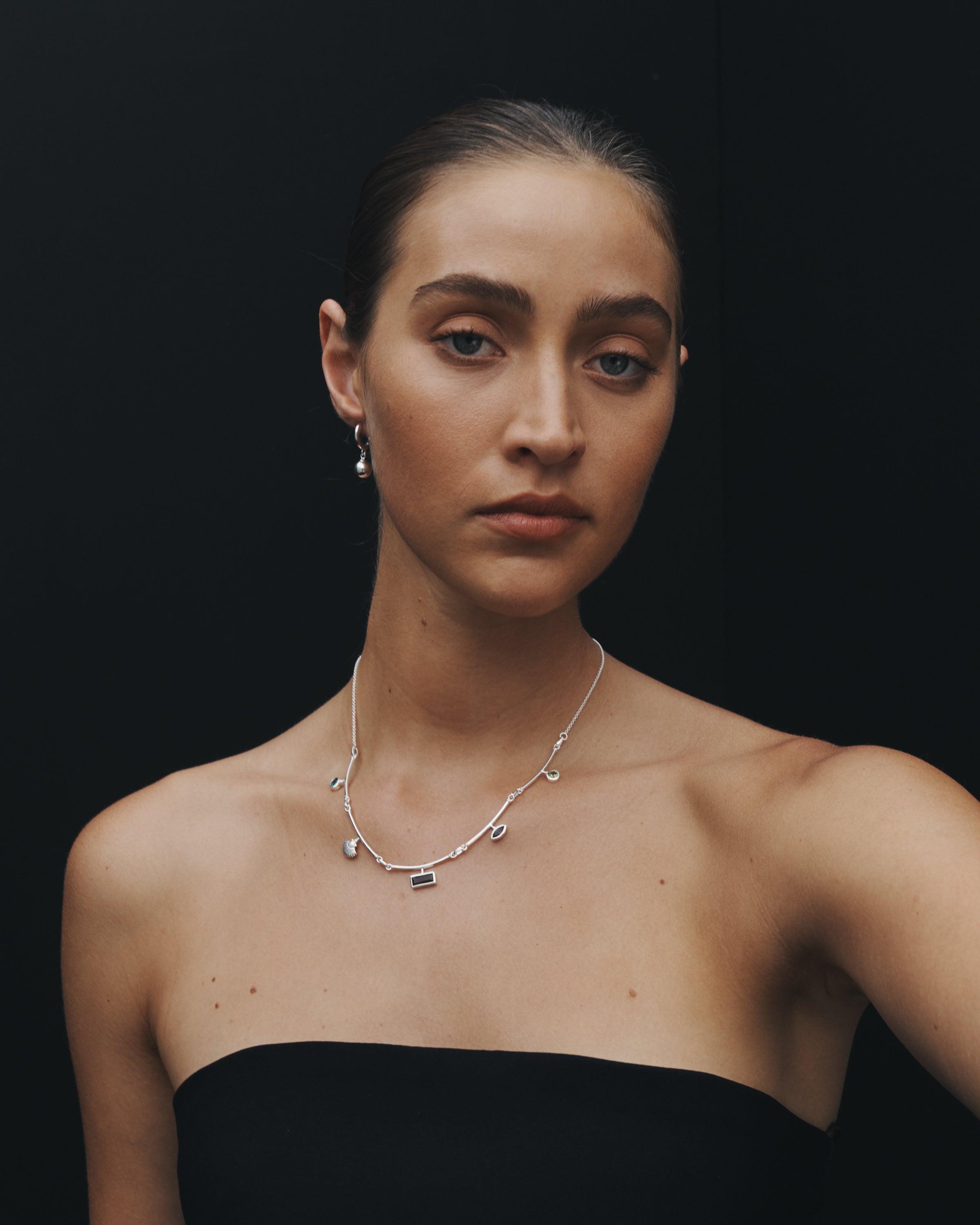 Temple of the Sun Alba Huggies Large Silver