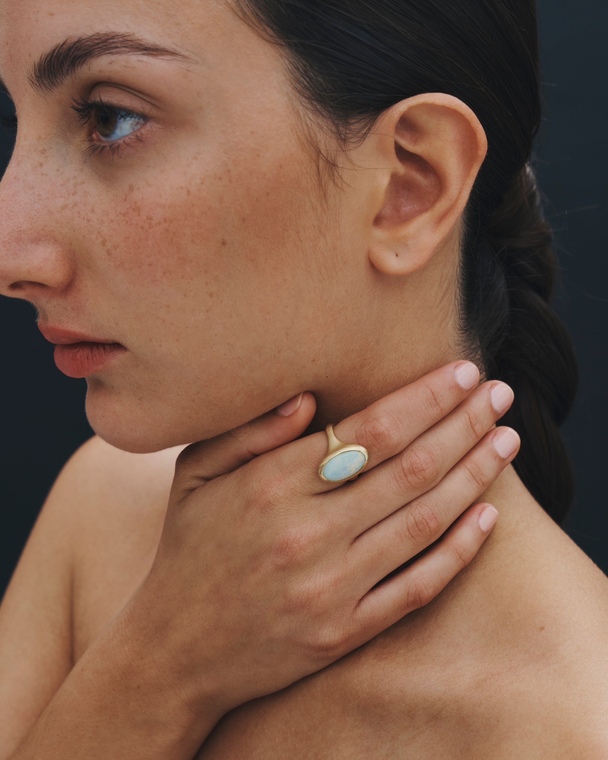 Temple of the Sun Iris Ring 3.63ct Opal Solid Gold