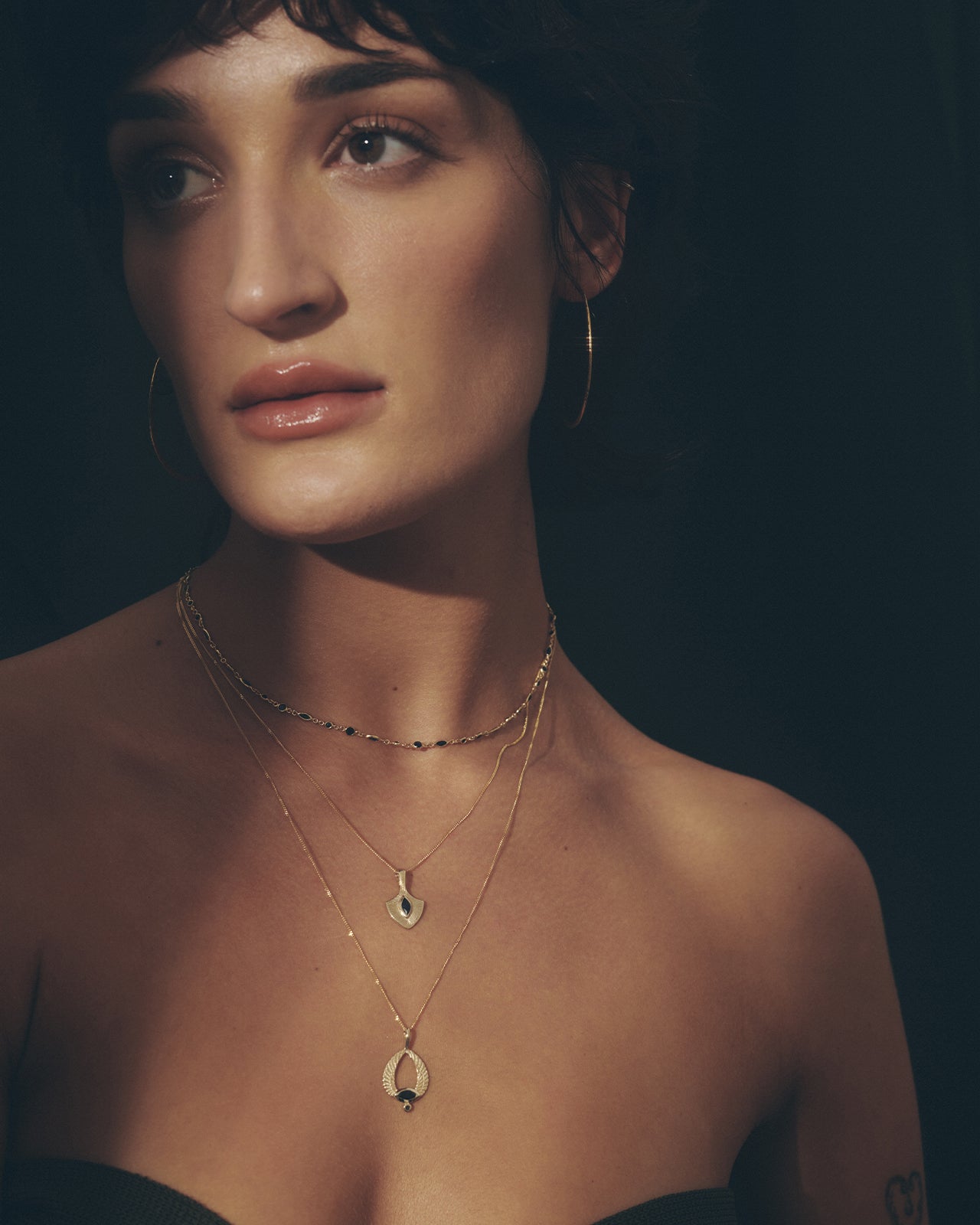 Protego Necklace Solid Gold